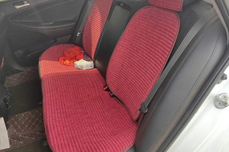 Used Hyundai Sonata 2013 2.0L Automatic Fashion Edition Left Rear Seat