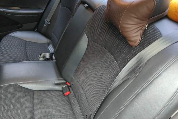 Used Hyundai Sonata 2013 2.0L Automatic Leading Edition Left Rear Seat