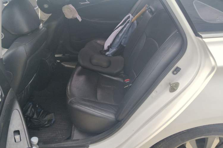 Used Hyundai Sonata 2013 2.0L Automatic Luxury Edition Left Rear Seat