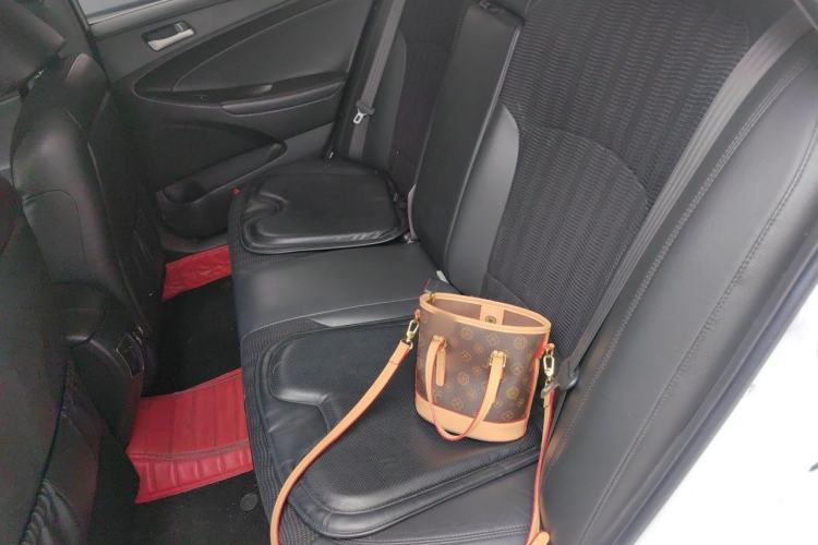 Used Hyundai Sonata 2013 2.0L Automatic Fashion Edition Left Rear Seat