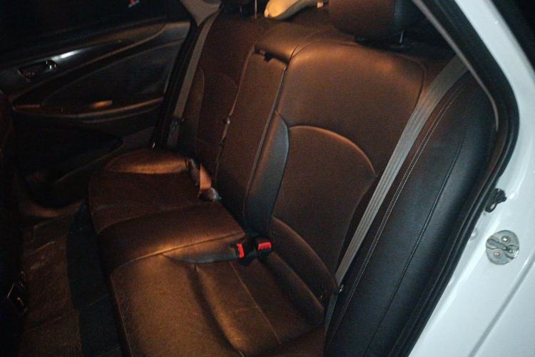 Used Hyundai Sonata 2013 2.0L Automatic Luxury Edition Left Rear Seat