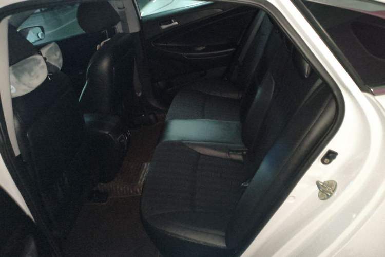Used Hyundai Sonata 2013 2.0L Automatic Leading Edition Left Rear Seat