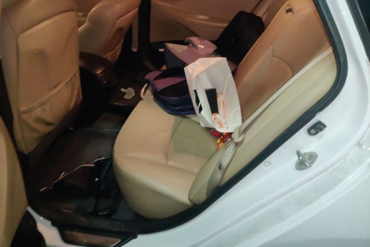 Used Hyundai Sonata 2013 2.0L Automatic Luxury Edition Left Rear Seat