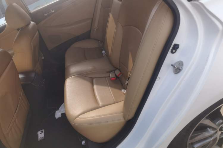 Used Hyundai Sonata 2013 2.0L Automatic Prestige Edition Left Rear Seat