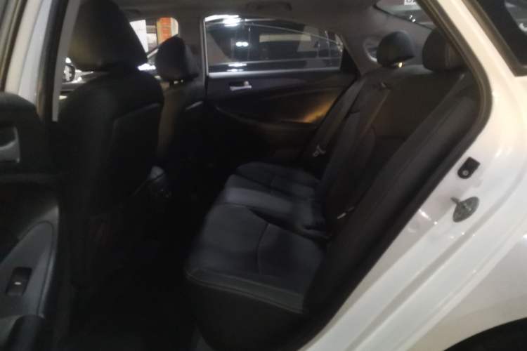 Used Hyundai Sonata 2013 2.0L Automatic Leading Edition Left Rear Seat
