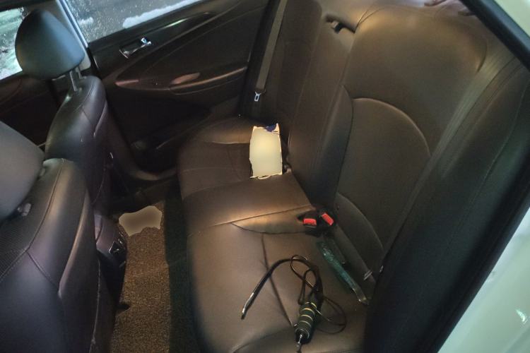 Used Hyundai Sonata 2013 2.4L Automatic Leading Edition China IV Standard Left Rear Seat