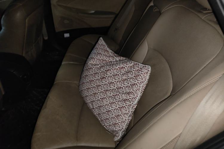 Used Hyundai Sonata 2013 2.0L Automatic Luxury Edition Left Rear Seat