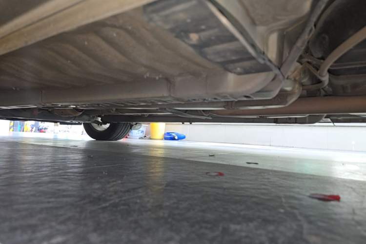 Used Hyundai Sonata 2013 2.0L Automatic Fashion Edition Left Side Sill