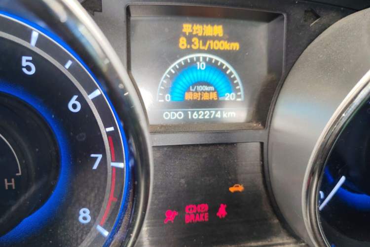 Used Hyundai Sonata 2013 2.0L Automatic Luxury Edition Odometer Close Up