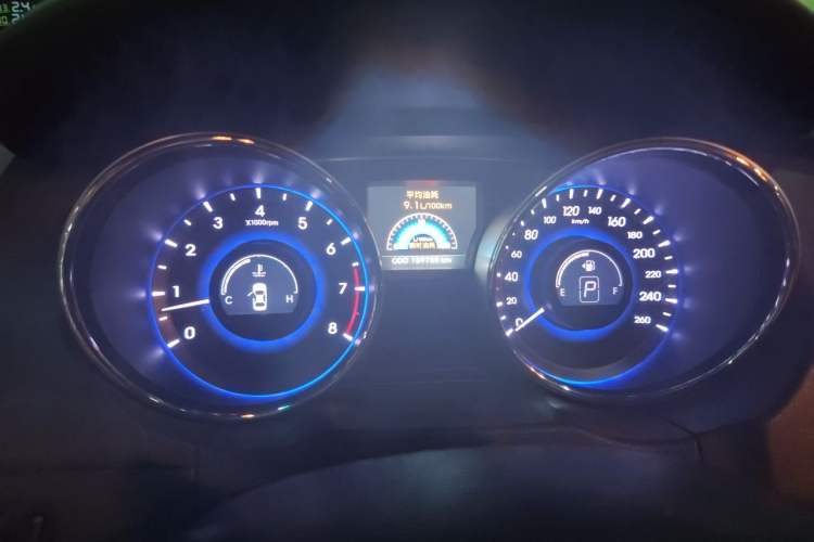 Used Hyundai Sonata 2013 2.4L Automatic Leading Edition China IV Standard Odometer Close Up