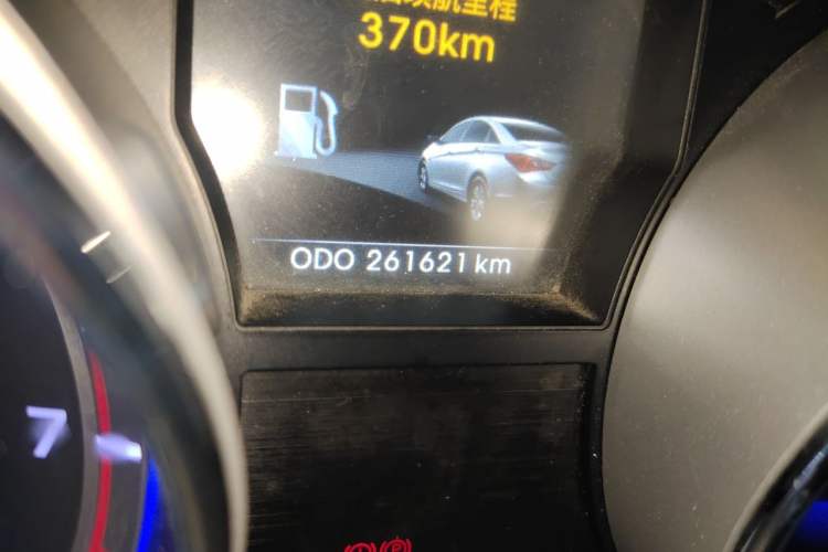 Used Hyundai Sonata 2013 2.4L Automatic Leading Edition China IV Standard Odometer Close Up