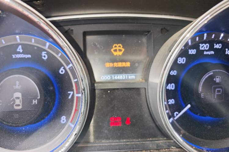 Used Hyundai Sonata 2013 2.4L Automatic Leading Edition China IV Standard Odometer Close Up