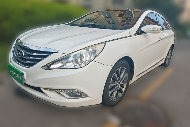 Used Hyundai Sonata 2013 2.4L Automatic Leading Edition China IV Standard Guazi used car, China used car export, Used car for sale, Used  cars, Cheapest cars for sale
