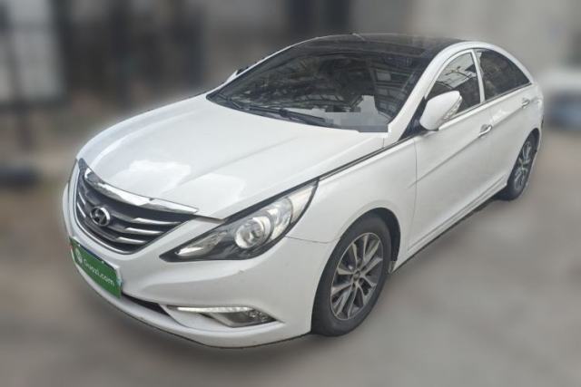 Used Hyundai Sonata 2013 2.4L Automatic Leading Edition China IV Standard