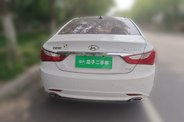Used Hyundai Sonata 2013 2.4L Automatic Luxury Version China IV Standard Rear