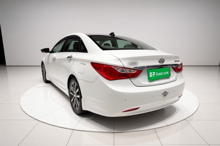 Used Hyundai Sonata 2013 2.0L Automatic Luxury Edition Rear Left 45 Deg