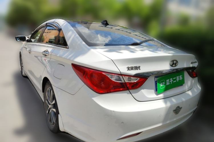Used Hyundai Sonata 2013 2.0L Automatic Luxury Edition Rear Left 45 Deg