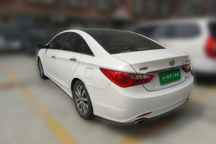 Used Hyundai Sonata 2013 2.4L Automatic Leading Edition China IV Standard Rear Left 45 Deg