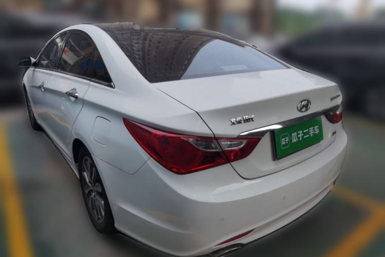 Used Hyundai Sonata 2013 2.4L Automatic Leading Edition China IV Standard Rear Left 45 Deg