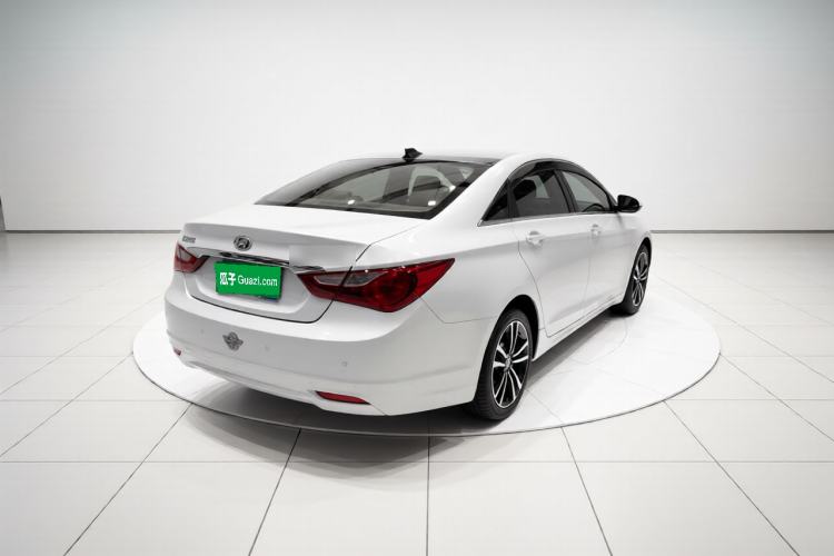Used Hyundai Sonata 2013 2.0L Automatic Luxury Edition Rear Right 45 Deg