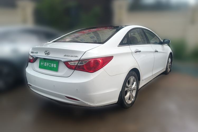 Used Hyundai Sonata 2013 2.0L Automatic Luxury Edition Rear Right 45 Deg