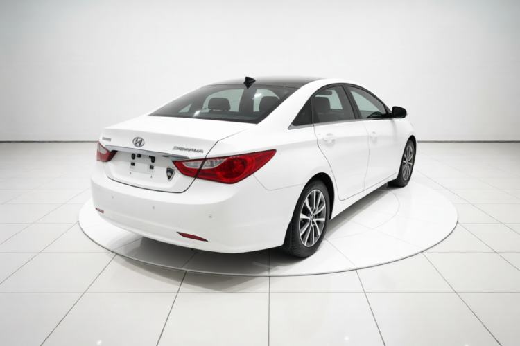 Used Hyundai Sonata 2013 2.0L Automatic Fashion Edition Rear Right 45 Deg