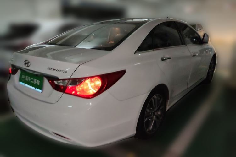 Used Hyundai Sonata 2013 2.0L Automatic Luxury Edition Rear Right 45 Deg