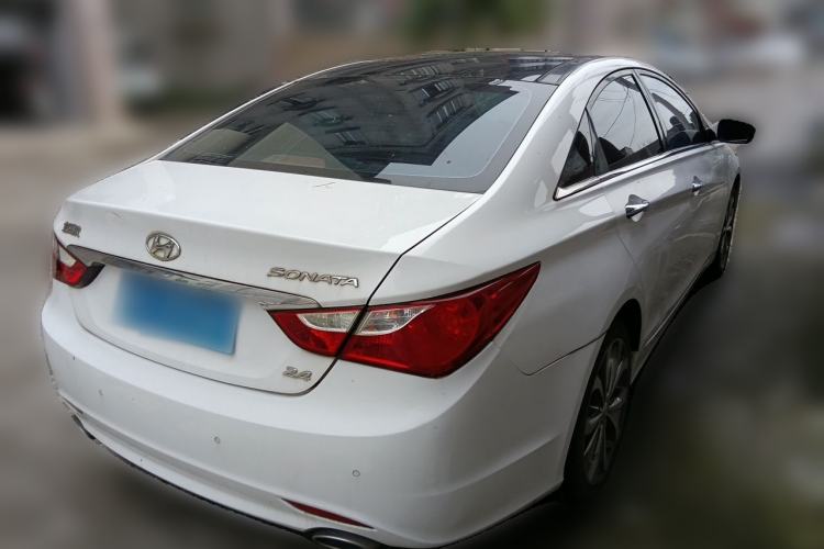 Used Hyundai Sonata 2013 2.4L Automatic Luxury Version China IV Standard Rear Right 45 Deg