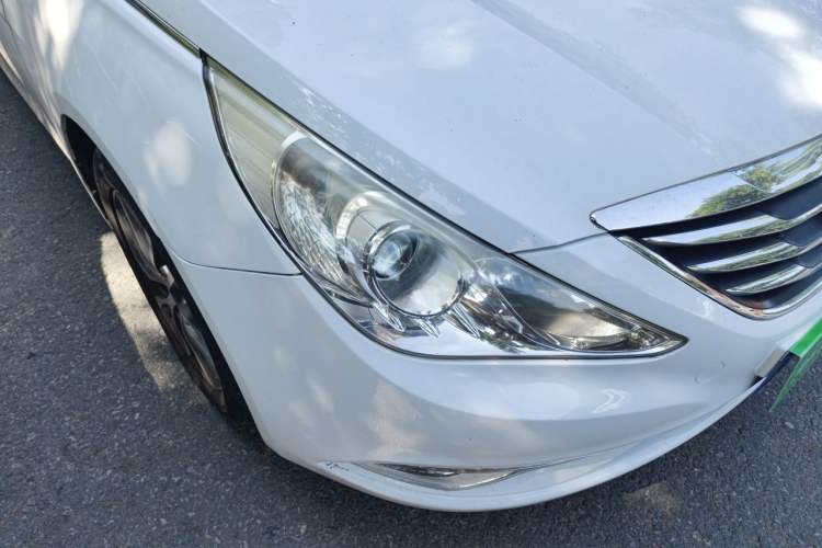 Used Hyundai Sonata 2013 2.0L Automatic Prestige Edition Right Front Headlight