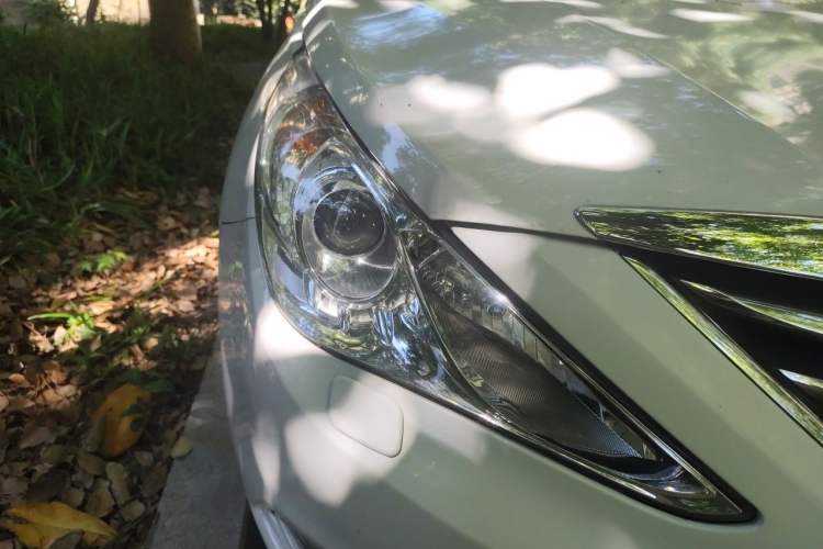Used Hyundai Sonata 2013 2.4L Automatic Luxury Version China IV Standard Right Front Headlight