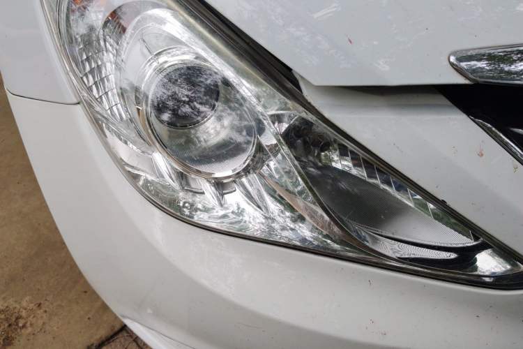 Used Hyundai Sonata 2013 2.0L Automatic Leading Edition Right Front Headlight