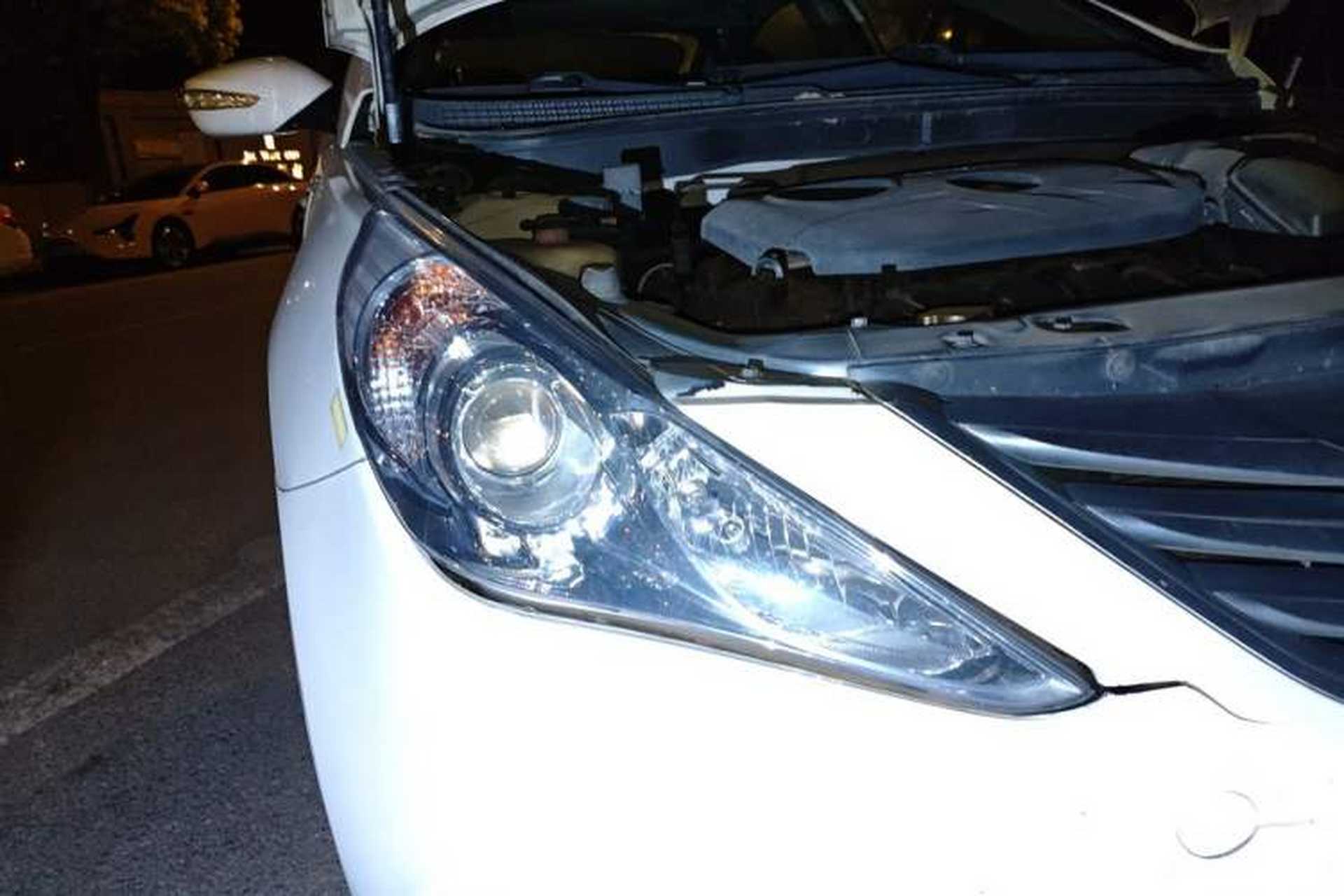 Used Hyundai Sonata 2013 2.0L Automatic Leading Edition Right Front Headlight