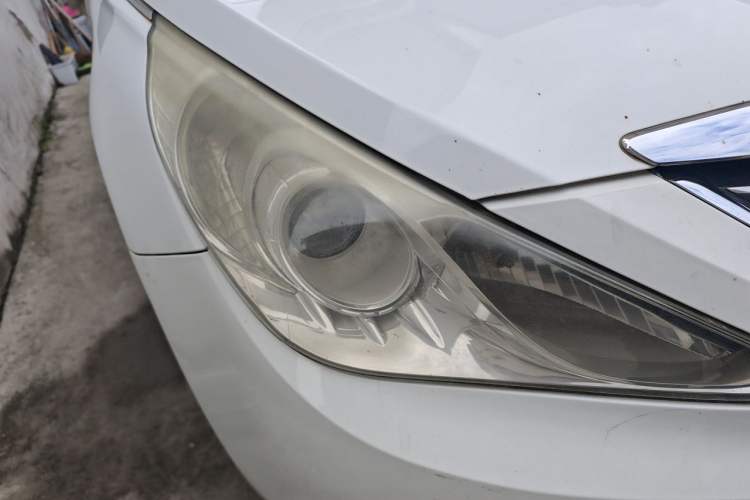 Used Hyundai Sonata 2013 2.0L Automatic Fashion Edition Right Front Headlight