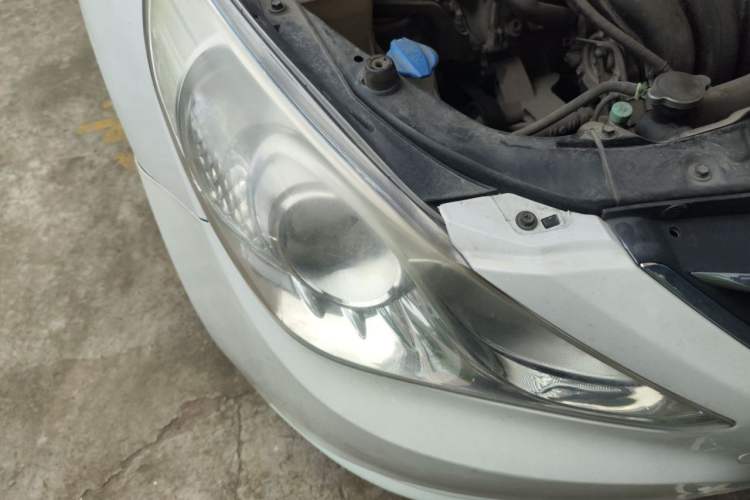 Used Hyundai Sonata 2013 2.4L Automatic Leading Edition China IV Standard Right Front Headlight