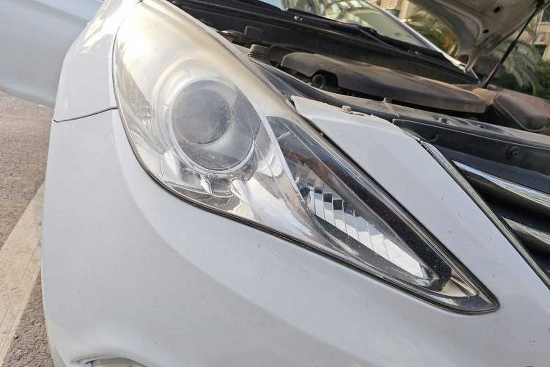 Used Hyundai Sonata 2013 2.0L Automatic Leading Edition Right Front Headlight