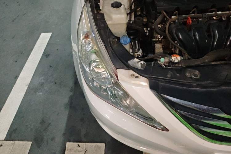 Used Hyundai Sonata 2013 2.4L Automatic Leading Edition China IV Standard Right Front Headlight