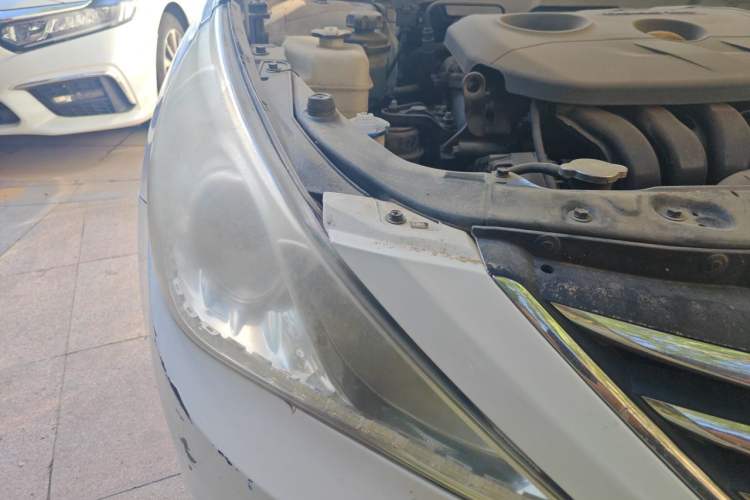 Used Hyundai Sonata 2013 2.0L Automatic Luxury Edition Right Front Headlight