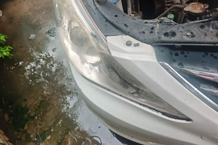 Used Hyundai Sonata 2013 2.0L Automatic Leading Edition Right Front Headlight