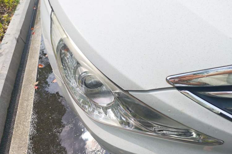 Used Hyundai Sonata 2013 2.0L Automatic Leading Edition Right Front Headlight