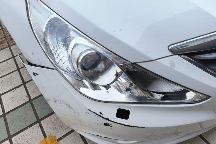 Used Hyundai Sonata 2013 2.4L Automatic Luxury Version China IV Standard Right Front Headlight