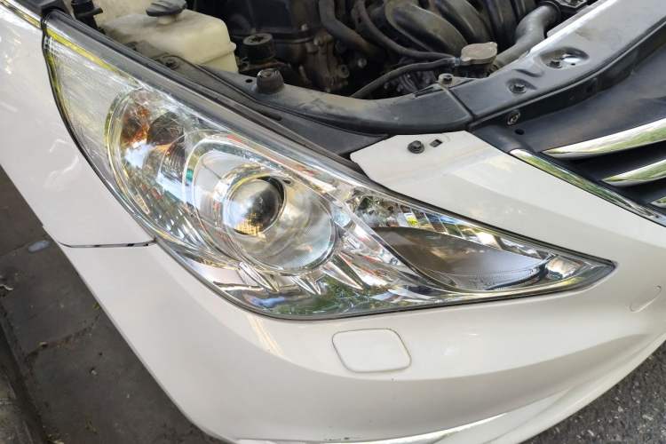 Used Hyundai Sonata 2013 2.4L Automatic Luxury Version China IV Standard Right Front Headlight