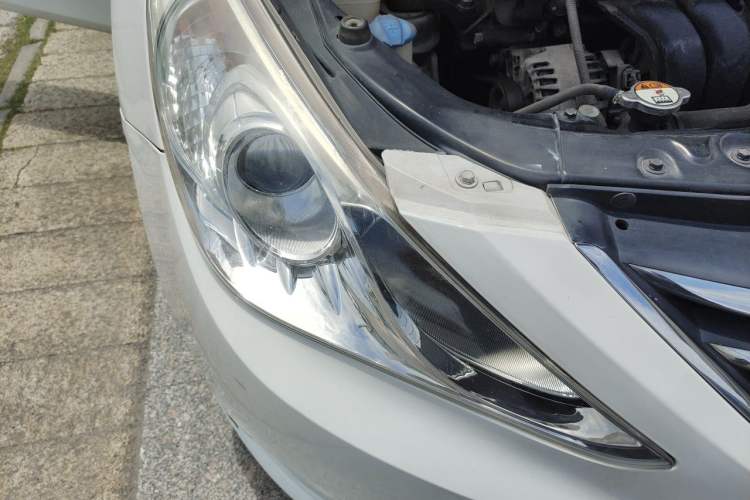 Used Hyundai Sonata 2013 2.0L Automatic Fashion Edition Right Front Headlight