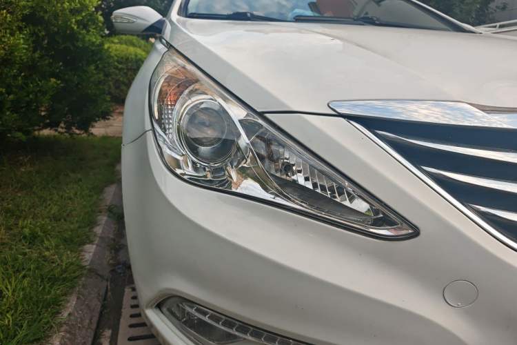 Used Hyundai Sonata 2013 2.4L Automatic Leading Edition China IV Standard Right Front Headlight