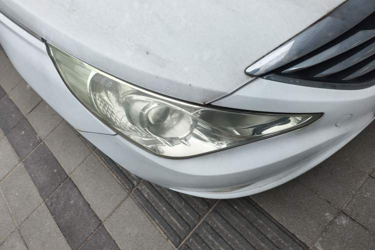 Used Hyundai Sonata 2013 2.0L Automatic Prestige Edition Right Front Headlight