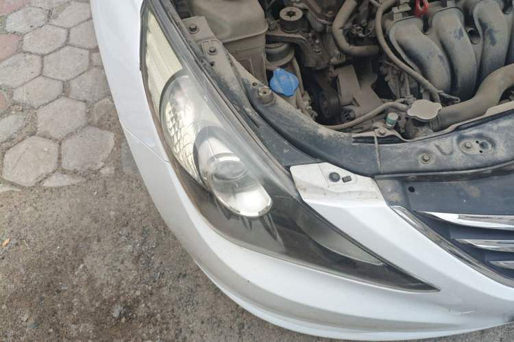 Used Hyundai Sonata 2013 2.4L Automatic Leading Edition China IV Standard Right Front Headlight