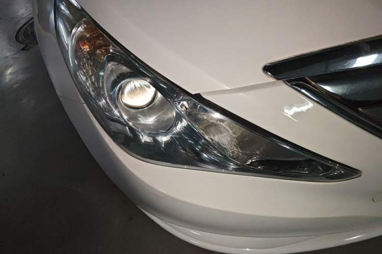 Used Hyundai Sonata 2013 2.0L Automatic Fashion Edition Right Front Headlight