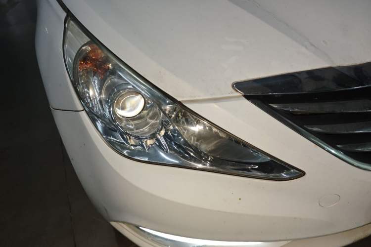 Used Hyundai Sonata 2013 2.0L Automatic Leading Edition Right Front Headlight