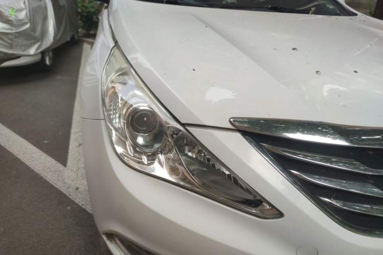 Used Hyundai Sonata 2013 2.0L Automatic Luxury Edition Right Front Headlight