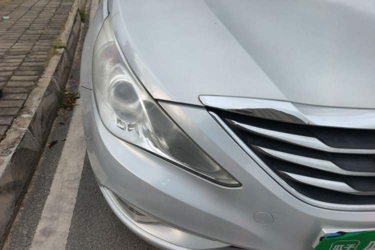 Used Hyundai Sonata 2013 2.0L Automatic Prestige Edition Right Front Headlight