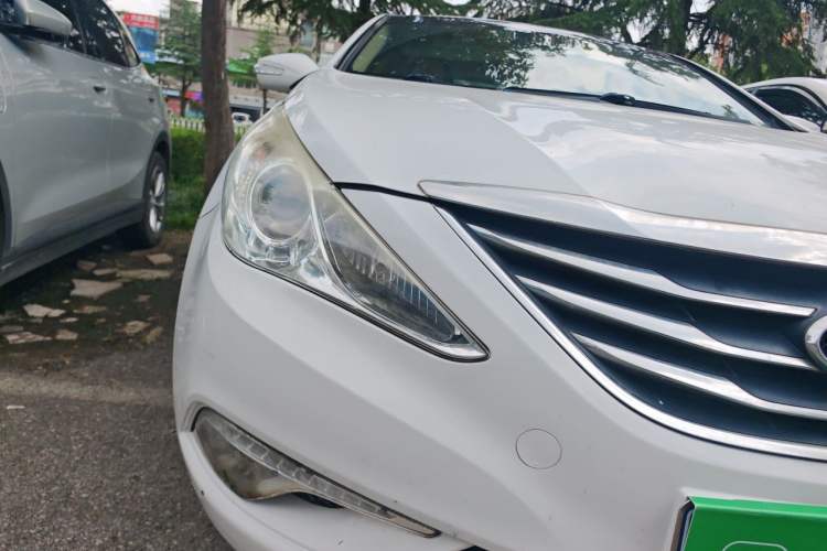 Used Hyundai Sonata 2013 2.4L Automatic Leading Edition China IV Standard Right Front Headlight